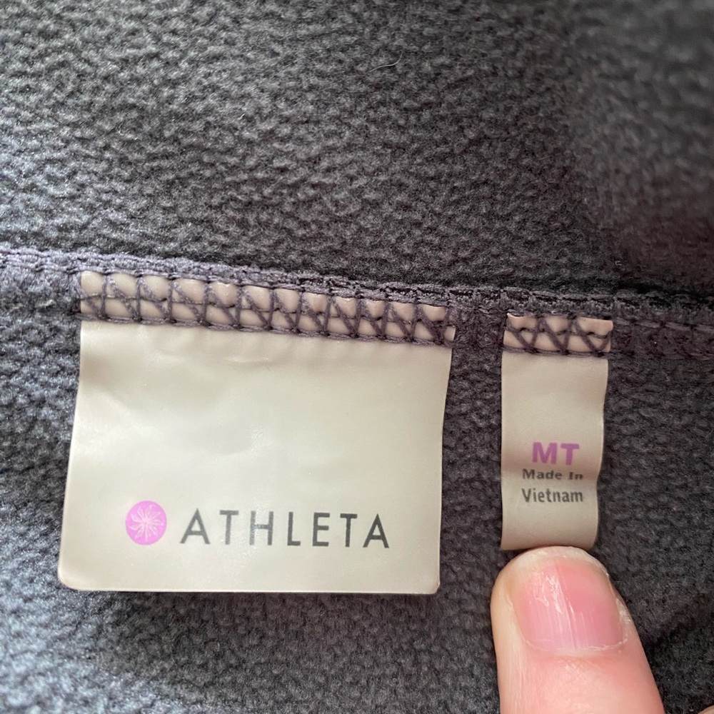 3/$20 Athleta Skirt - Picture 5 of 8
